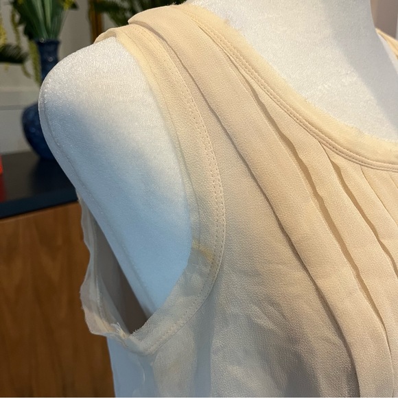 Vera Wang flowy cream colored dress with slip underneath and tie around waist - Picture 2 of 5